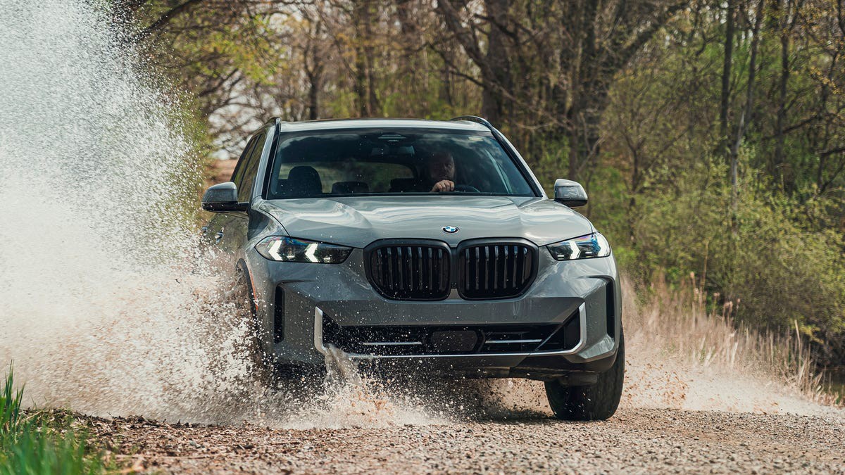 BMW phát triển xe mới thay thế xe hiệu suất cao XM - 1