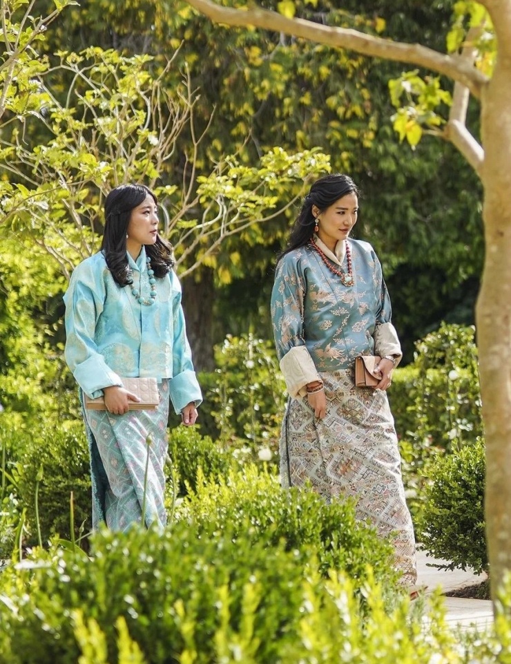 Phong cách thời trang của Hoàng hậu Bhutan - 4