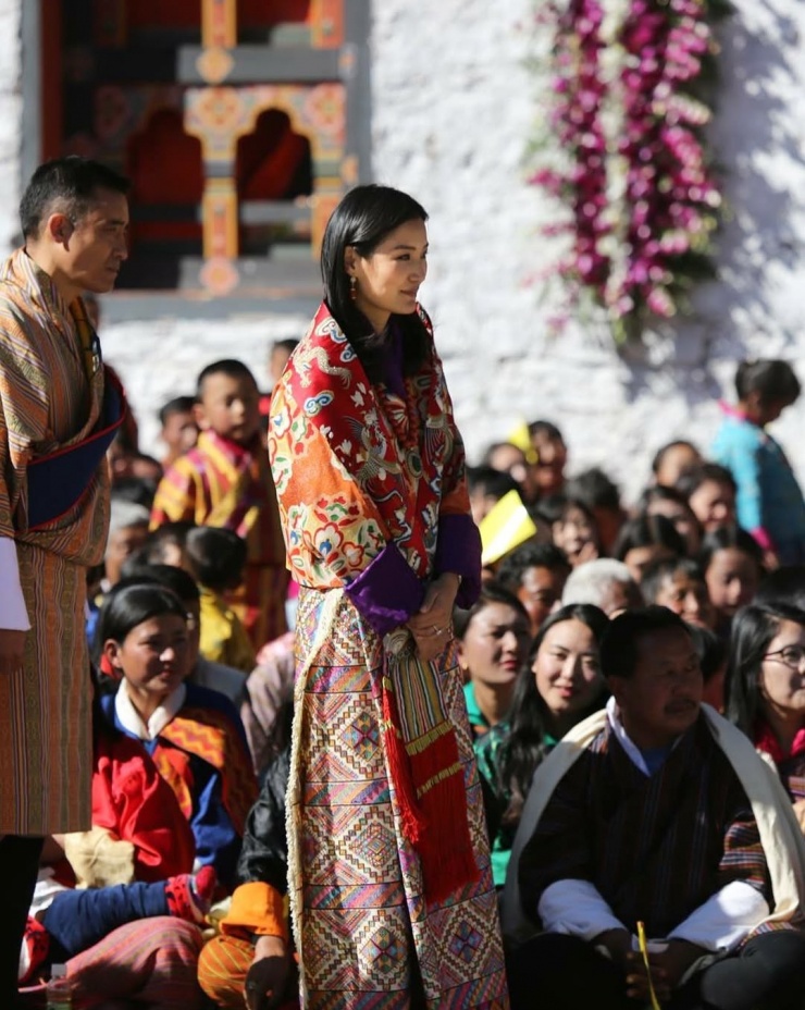 Phong cách thời trang của Hoàng hậu Bhutan - 3