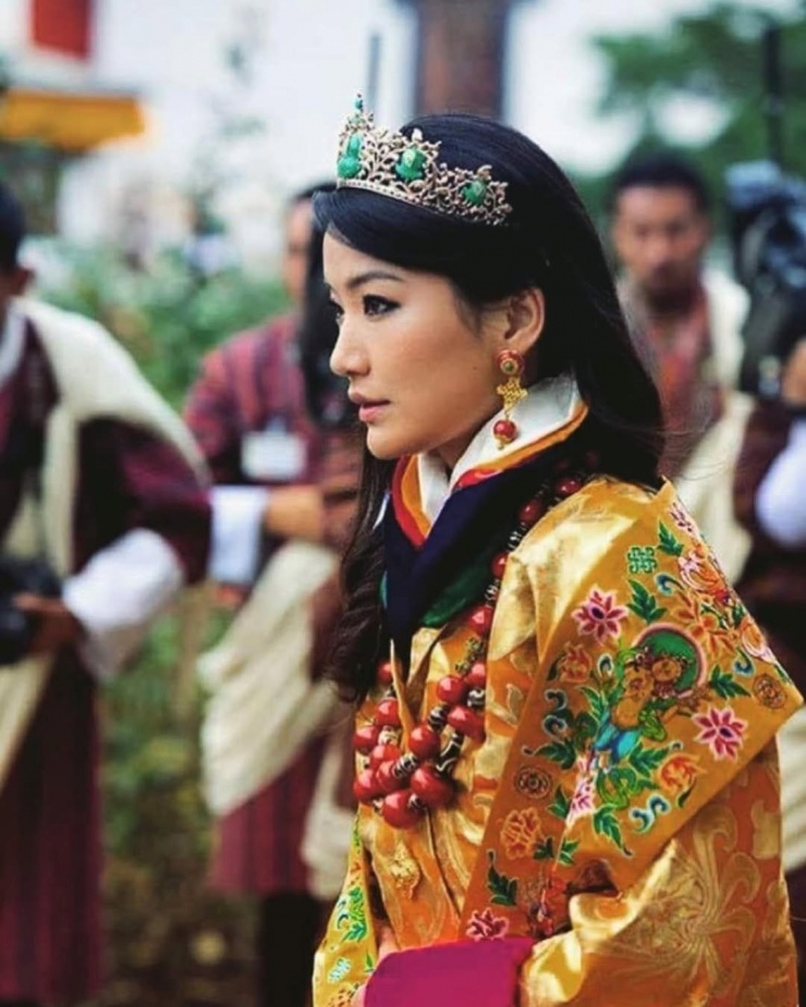Phong cách thời trang của Hoàng hậu Bhutan - 9