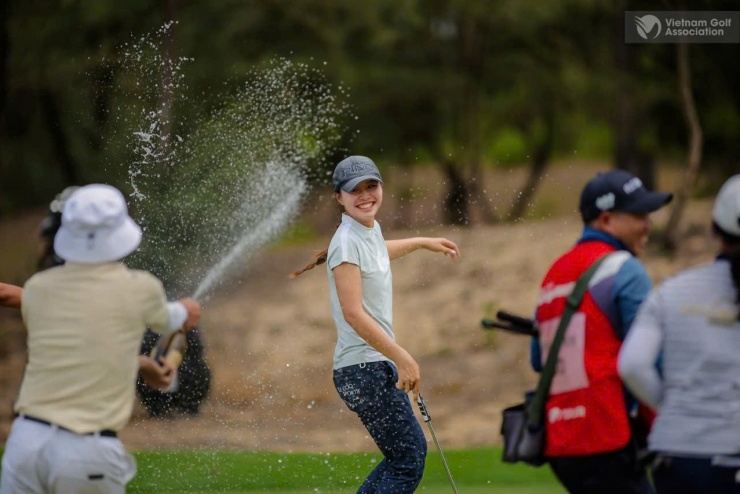 Từ cú HIO lịch sử đến &#39;hat-trick&#39; Vô địch Quốc gia: Lê Chúc An viết tiếp kỳ tích golf Việt - 9