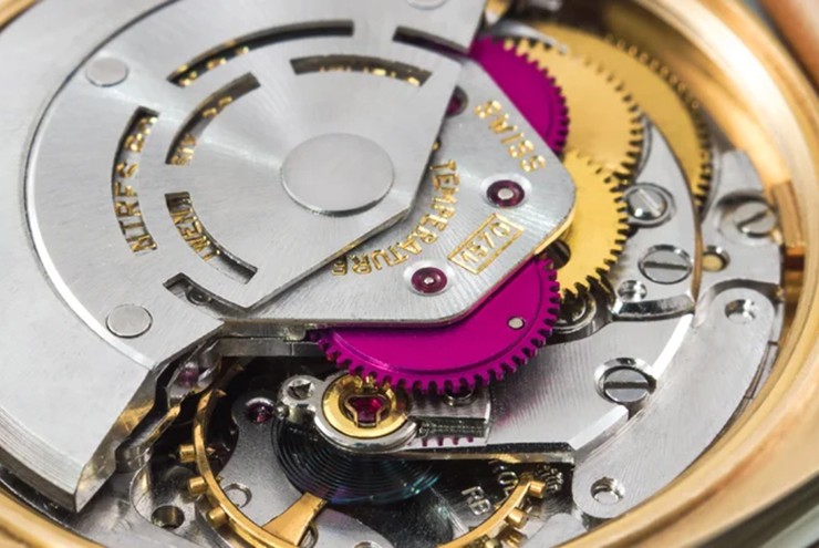 Cơ chế rotor Perpetual độc đáo trên đồng hồ Rolex.