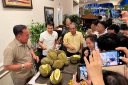 Kinh doanh - Cùng con trai hoàn tất thương vụ trăm tỷ, bầu Đức còn bao nhiêu tiền?