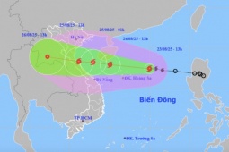 Tin tức trong ngày - Bão số 5 rất mạnh hướng vào từ Thanh Hóa - Quảng Trị, gây mưa rất to tới 600 mm