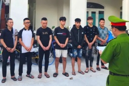 An ninh - Xã hội - Đà Nẵng: Khởi tố 7 thanh thiếu niên đánh người đi đường mù vĩnh viễn