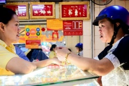 Kinh doanh - Giá vàng liên tục phá đỉnh, vượt 125 triệu/lượng: Điểm khác biệt với ‘cơn sóng’ đầu năm