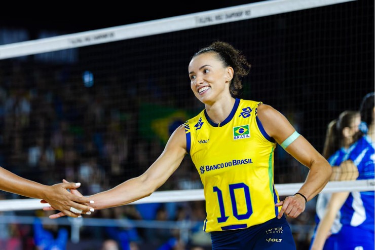 Gabi là đội trưởng mẫu mực của Brazil