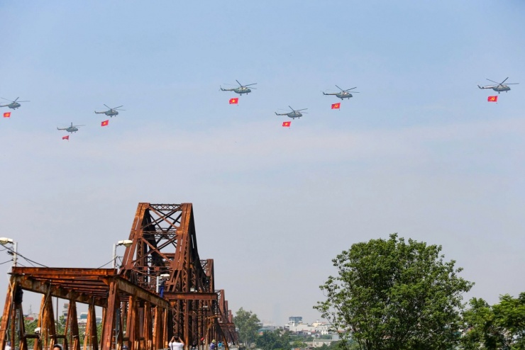 31 máy bay lần đầu hợp luyện trên quảng trường Ba Đình - 34