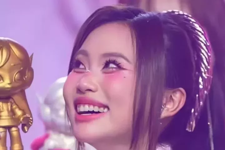 Bức hình gây sốt của Phương Mỹ Chi
