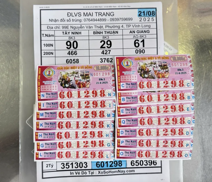 14 tờ vé số trúng giải độc đắc mà đại lý vé số Mai Trang đổi cho khách