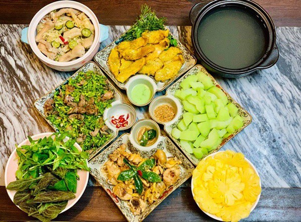 Mâm cơm thuần Việt dân dã đến bất ngờ của gia đình nữ diễn viên nổi tiếng VTV giữa trời Tây - 11