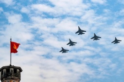 31 máy bay lần đầu hợp luyện trên quảng trường Ba Đình