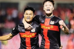 Bóng đá - Tân binh V-League gây sốc khi dẫn đầu bảng xếp hạng