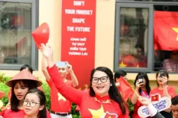 Giáo dục - du học - Hà Nội: Không học các môn văn hoá ngay sau lễ khai giảng