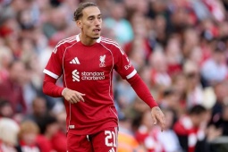 Trực tiếp chuyển nhượng sáng 24/8: Roma hỏi mượn Tsimikas từ Liverpool