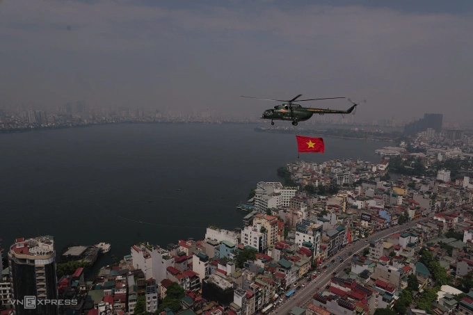 Qua Hồ Tây. Ảnh: Ngọc Thành