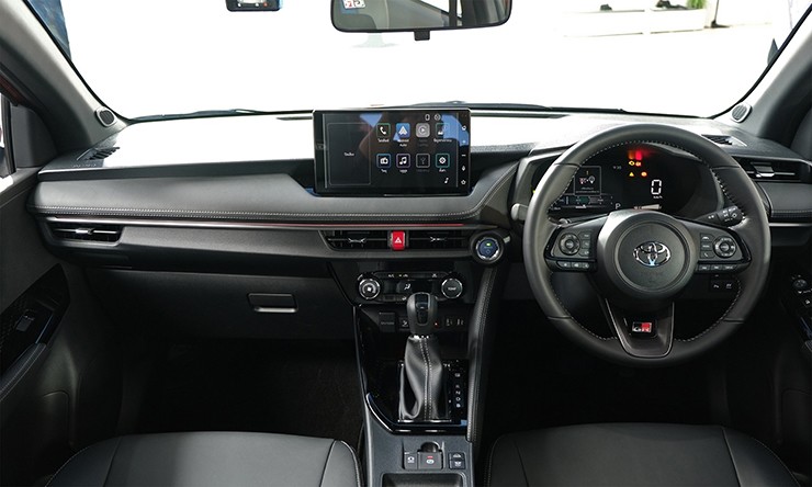 Toyota Vios Hybrid ra mắt, giá từ 590 triệu đồng - 3