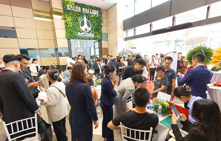 Nhiều khách hàng lập tức quyết định sở hữu ngay sau khi tham quan căn hộ Chil Home - ArtStella 