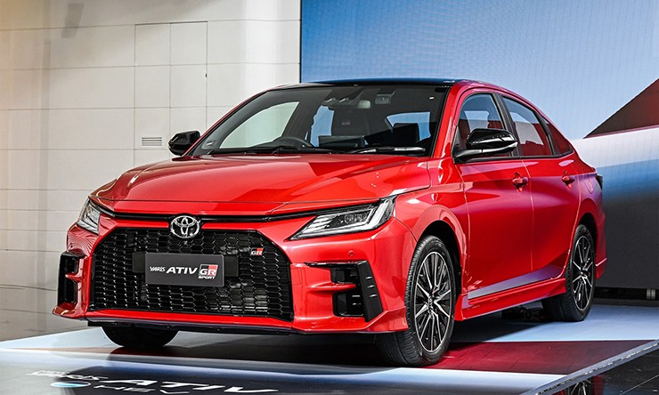 Toyota Vios Hybrid ra mắt, giá từ 590 triệu đồng - 1