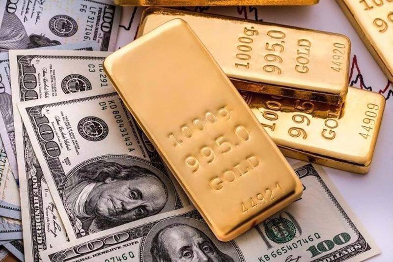Giá vàng trên đỉnh cao, USD 'hạ nhiệt'