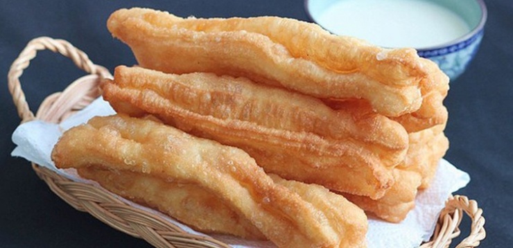 Ăn phở có nên thêm quẩy? Câu chuyện đằng sau thói quen ăn phở kèm quẩy - 2