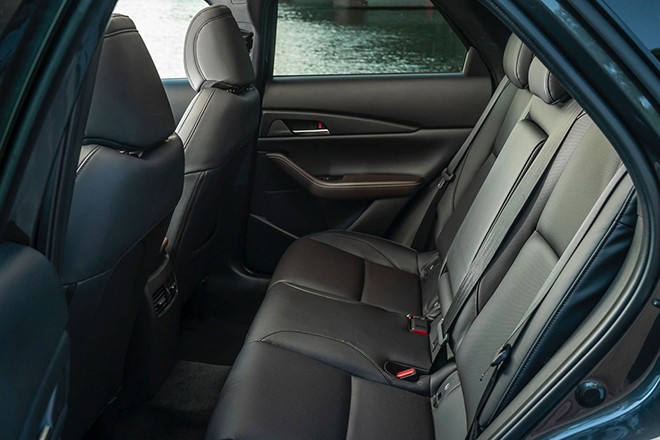 Giá xe Mazda CX-30 niêm yết và lăn bánh tháng 8/2025 - 12