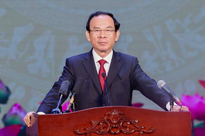 Bộ Chính trị quyết định ông Nguyễn Văn Nên tham gia làm Ủy viên Thường trực Tiểu ban Văn kiện Đại hội XIV của Đảng