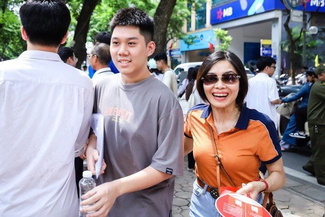 Từ 8h sáng nay, thí sinh có thể tra cứu kết quả trúng tuyển và xác nhận nhập học trên cổng tuyển sinh của Bộ GD&ĐT.