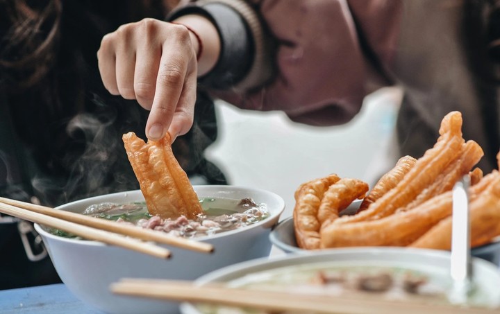 Ăn phở có nên thêm quẩy? Câu chuyện đằng sau thói quen ăn phở kèm quẩy - 6