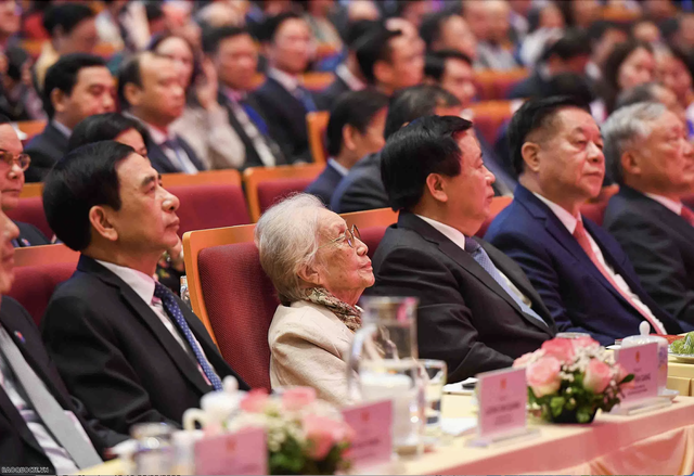 Các đại biểu tham dự lễ kỷ niệm ngày 25-8. Ảnh: Baoquocte.vn