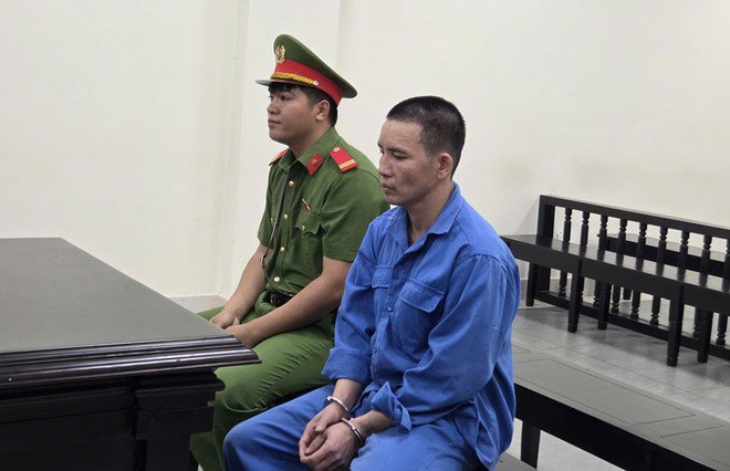 Bị cáo Đặng Văn Hạnh bị đưa ra xét xử tại phiên tòa.