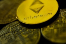 Kinh doanh - Một đồng tiền mã hóa lập kỷ lục mới, Bitcoin “tụt dốc” sau đợt tăng ngắn ngủi