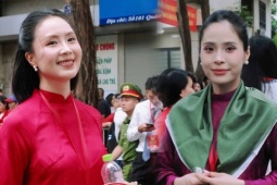 Giải trí - Hồng Diễm và dàn nghệ sĩ 'tràn đầy tự hào' hợp luyện mừng Quốc khánh