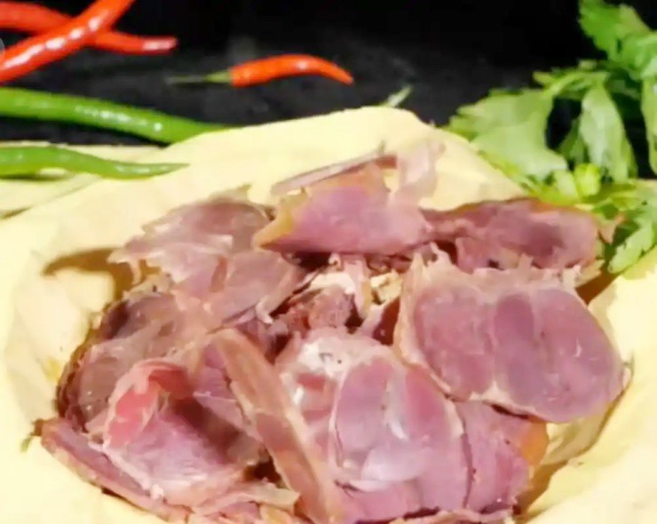 Bỏ nghề "hái ra tiền” về quê nuôi loài quen thuộc, giờ kiếm tiền tỷ từ thịt lẫn xương 4 Bỏ nghề “hái ra tiền” về quê nuôi loài quen thuộc, giờ kiếm tiền tỷ từ thịt lẫn xương - 3