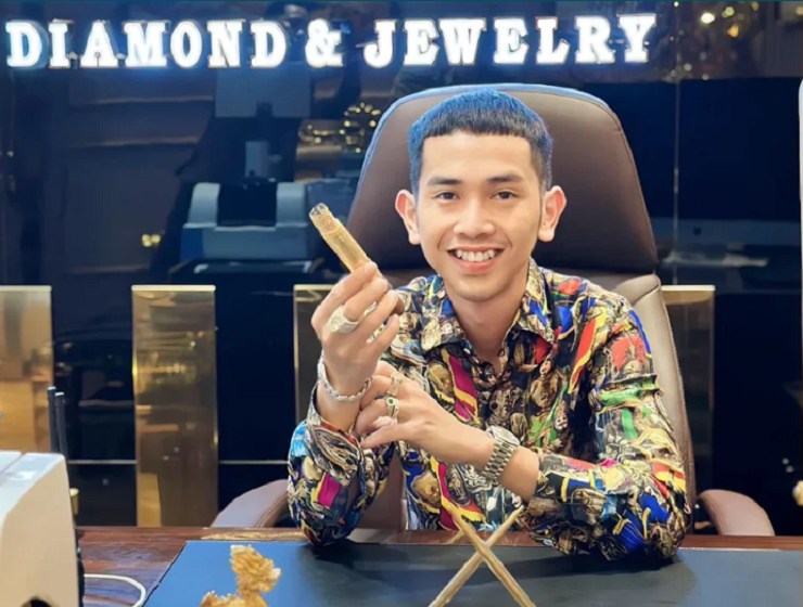 Ông Trần Lê Văn Tâm sáng lập thương hiệu chuyên kinh doanh kim cương thiên nhiên từ khi chưa đầy 30 tuổi.