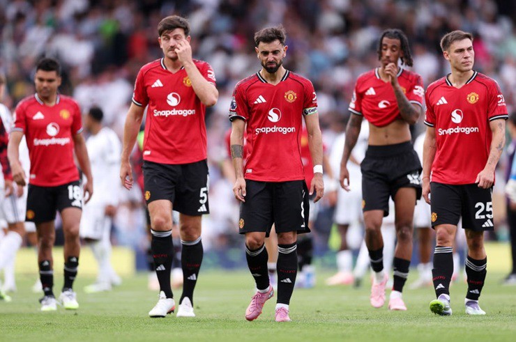MU bị Fulham cầm hòa tại Craven Cottage