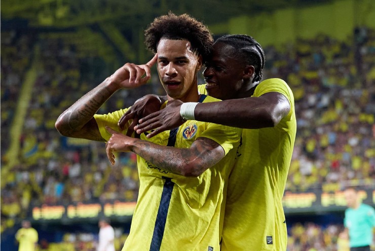 Villarreal bất ngờ chiếm ngôi đầu&nbsp;