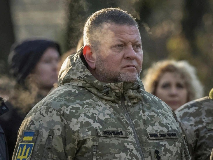 Ông Zaluzhnyi khi còn là Tổng tư lệnh lực lượng vũ trang Ukraine (ảnh: Reuters)