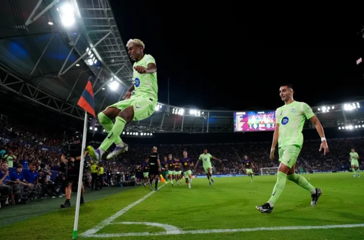 HLV Hansi Flick thưởng cho dàn sao Barca 2 ngày nghỉ