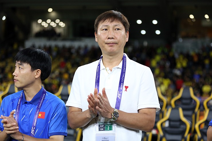 HLV Kim Sang Sik tạm vắng mặt ở đợt tập trung của ĐT Việt Nam tháng 9/2025.