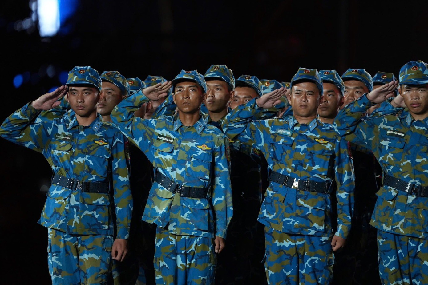 20.000 khán giả khóc suốt 5 tiếng Sao nhập ngũ Concert 2025 - 2
