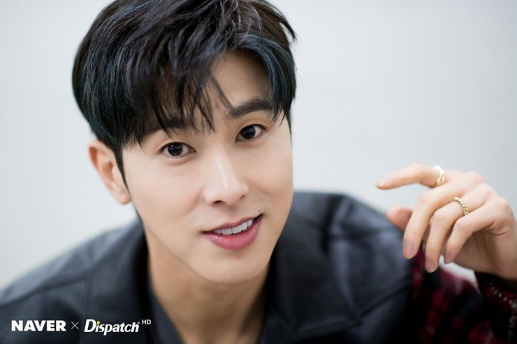 Taeyeon, Yunho, Irene, Seulgi, Key thuộc tập đoàn giải trí SM tham gia show nhạc cuối tháng 8. Đại diện Việt Nam là ca sĩ Quang Hùng MasterD.