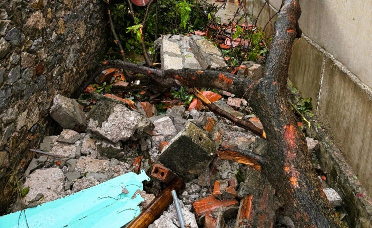 VIDEO: Cảnh nhà cửa tan hoang sau giông lốc kinh hoàng ở Ninh Bình - 12