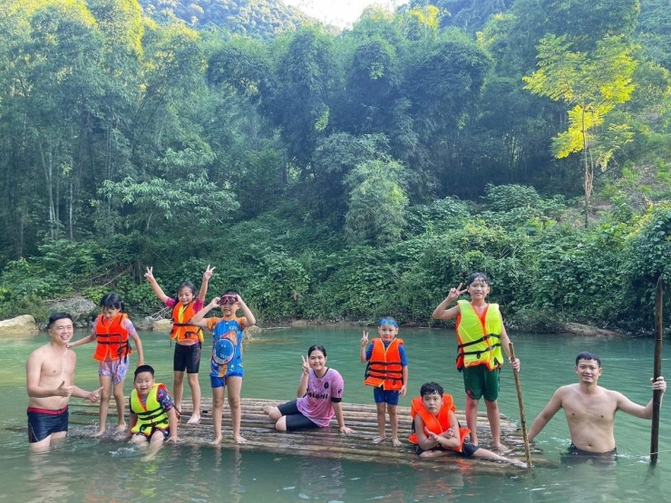 Ảnh Hoàng Yến Tour
