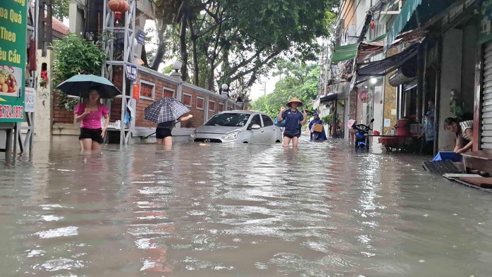 Ngập lụt ở Hà Nội