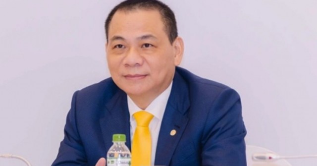 Bỏ túi thêm gần 9.600 tỷ đồng, tỷ phú Phạm Nhật...
