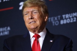 Kinh doanh - Ông Trump bất ngờ sa thải quan chức Fed, thị trường toàn cầu chao đảo