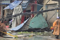 Tin tức trong ngày - Nghệ An ngổn ngang sau bão