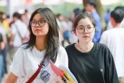 Bộ GD&ĐT nói gì về điểm chuẩn trúng tuyển đại học 30/30?