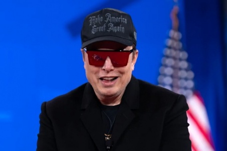 Bên trong vụ kiện của Elon Musk chống lại Apple và OpenAI